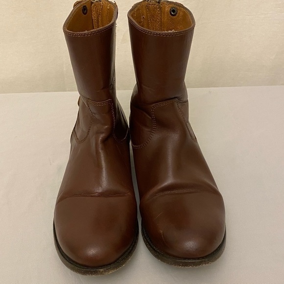 Frye Melissa Button Zip Short Cognac Ladies Ankle Boots Brown Booties Size 7.5 - Picture 3 of 14